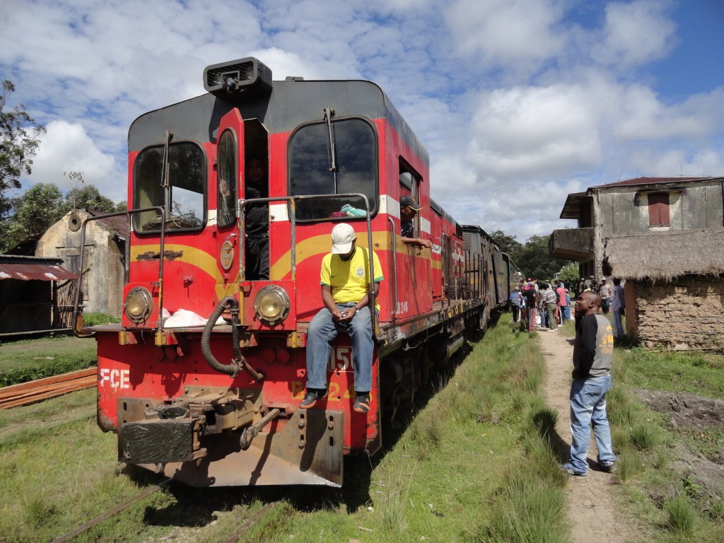 Lokomotive mit Fahrgästen