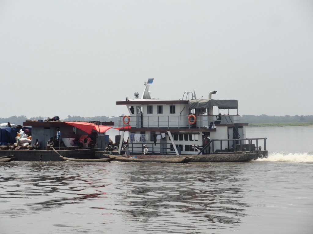 Pusher on the Congo river