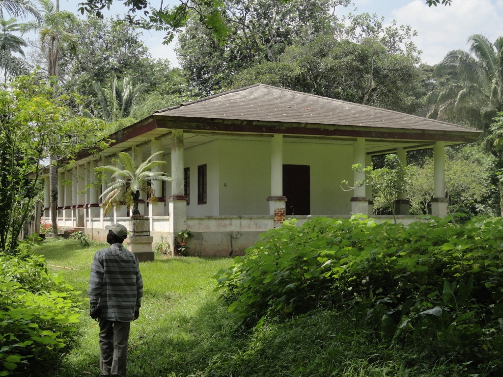 Museum in Botanischen Garten von Mbandaka