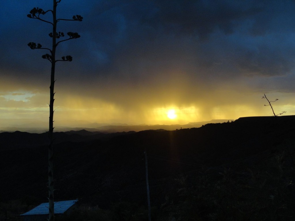 Goldener Himmel über Lalibela