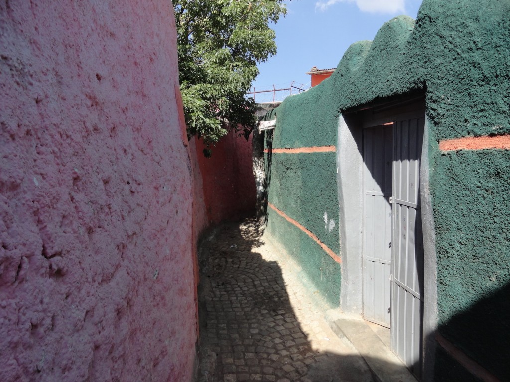 Farbenfrohe Gassen in Harar