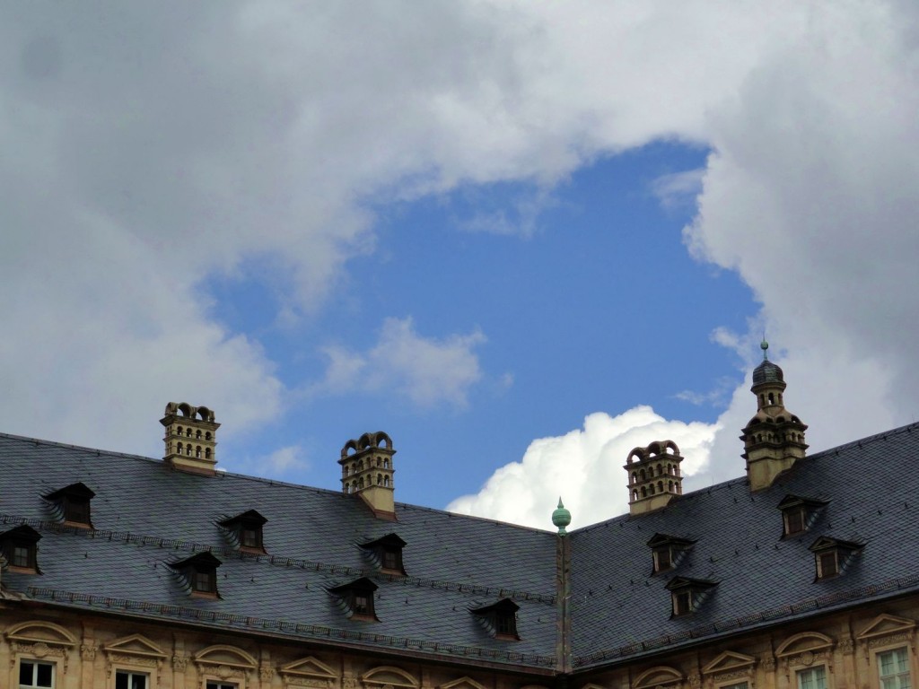 Wolkenlock über Bamberg - Die Sonne scheint...