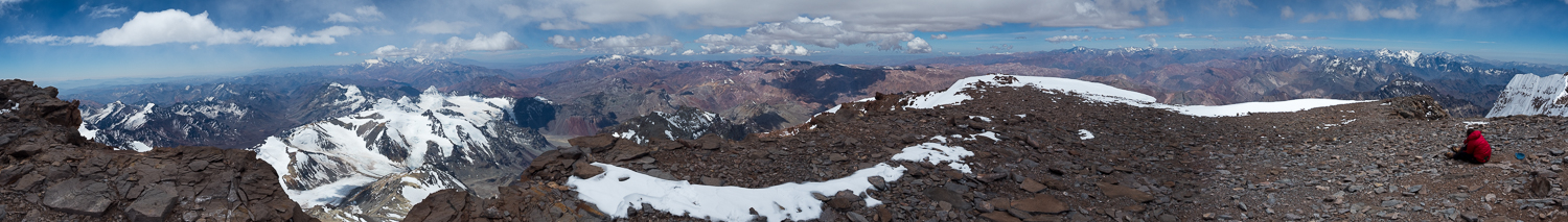 Panorama am Gipfel des Aconcagua